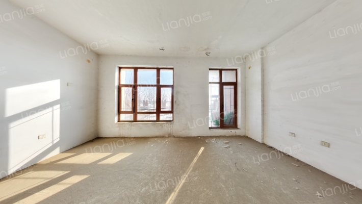 绿洲悠山美地二手房实景图