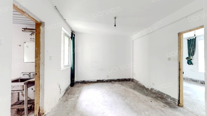 天景佳苑二手房实景图