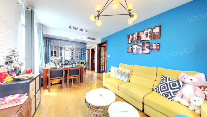 荷三小区二手房实景图