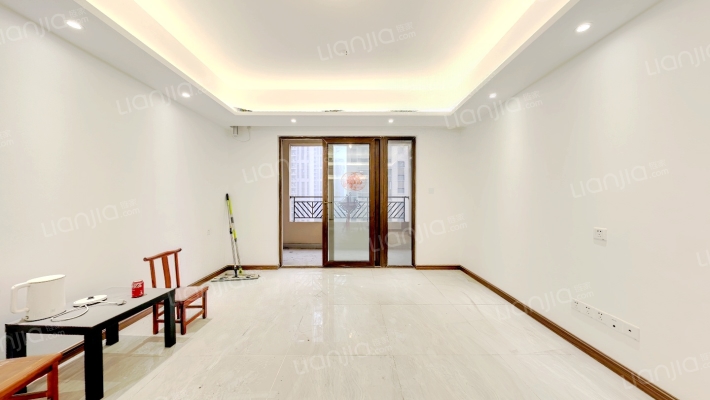 保利天悦四期二手房实景图