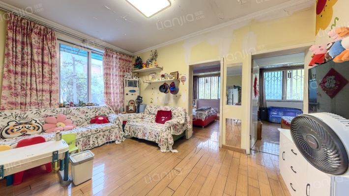 兴蓉南三巷7号二手房实景图