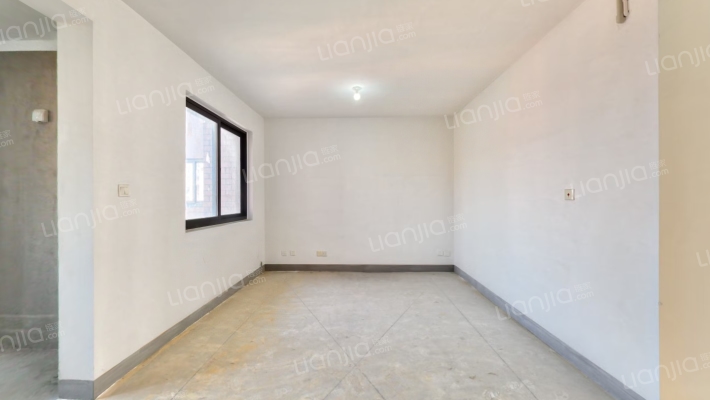 光明嘉苑二手房实景图