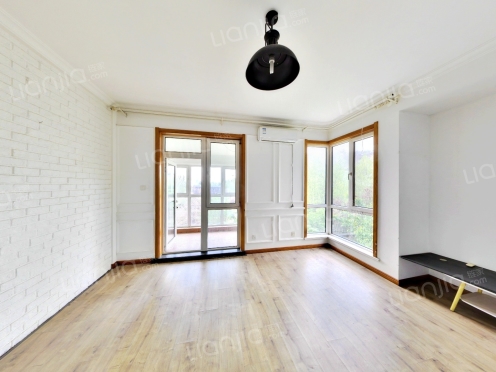 整租·青岛小镇观湖西区 3室2厅 跃层 南/北