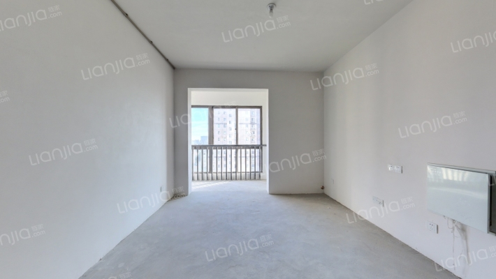 御龙花园三期二手房实景图