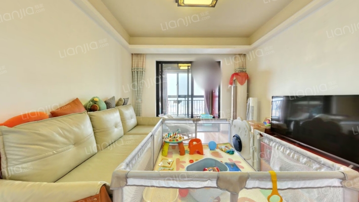 万科城三期二手房实景图