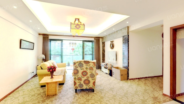 时代豪庭二期二手房实景图