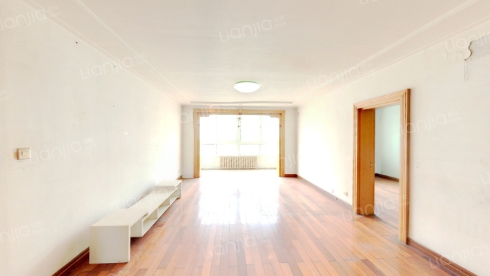 龙逸花园一期二手房实景图