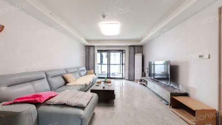 万科公园大道二手房实景图