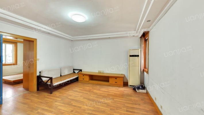 龙凤花园腾龙里二手房实景图