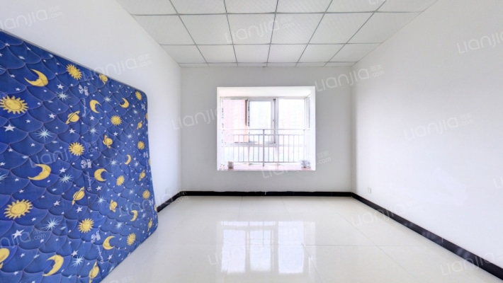 绿博春天二手房实景图