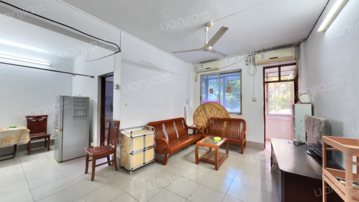 省职防院宿舍小区二手房实景图