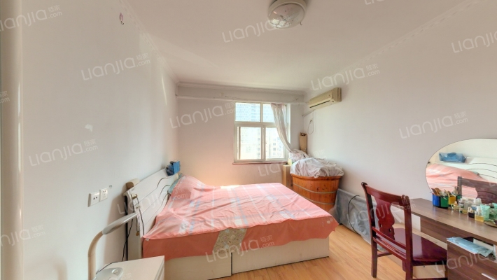 红专路42号院二手房实景图