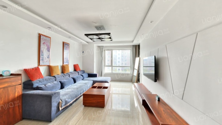 中房上东花墅二手房实景图