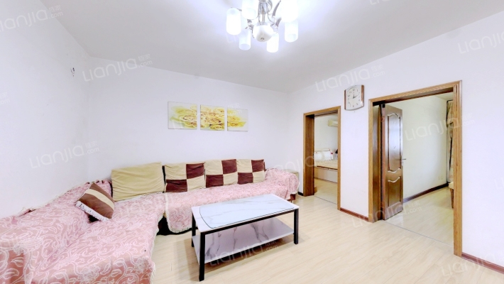 板材小区二手房实景图