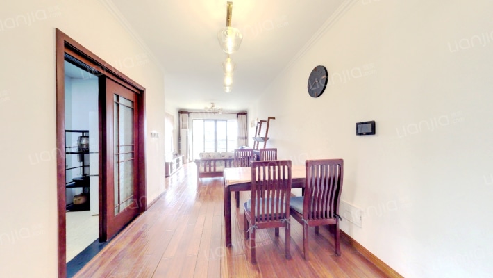 保利城一期二手房实景图