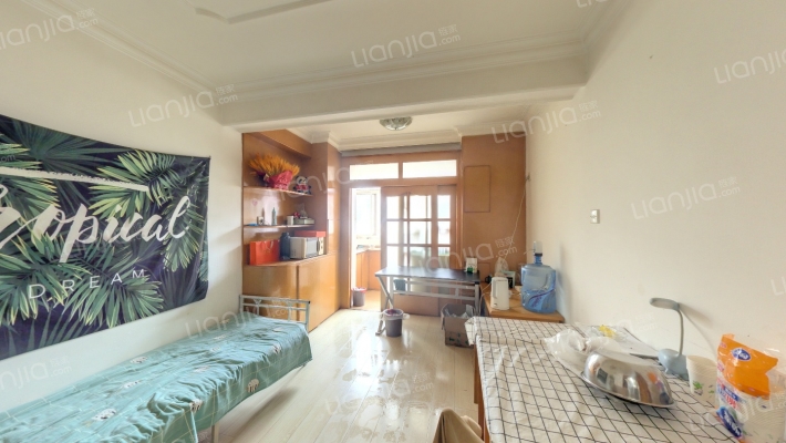 治国里二手房实景图