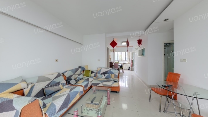 绿地南桥新苑二手房实景图