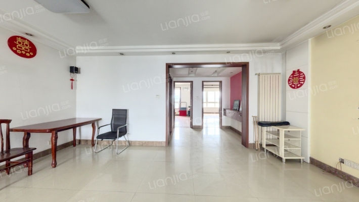 学府嘉苑二手房实景图