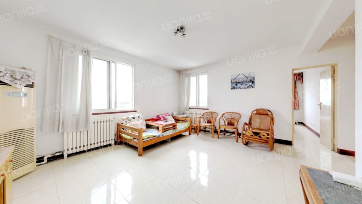 金胜小区二手房实景图