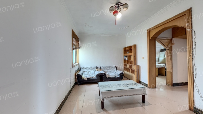 颐泰苑小区二手房实景图