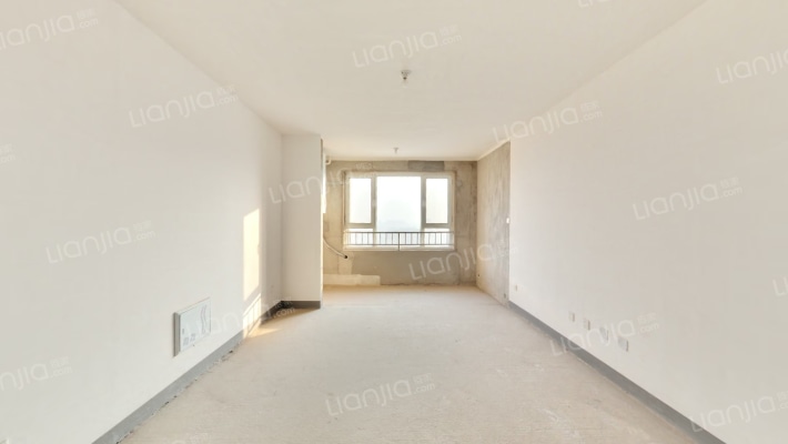 荣科枫林苑二手房实景图