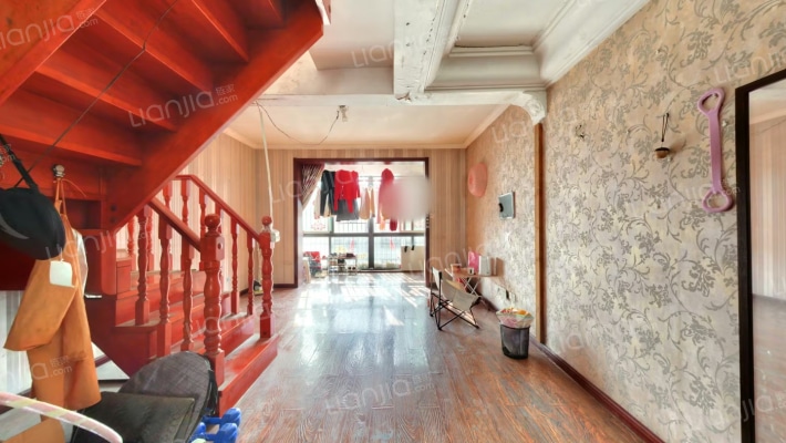 长远新村二手房实景图