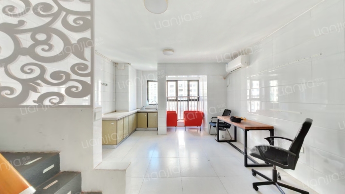 汉口城市广场SOHO二手房实景图