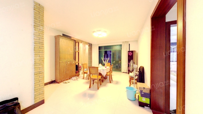 华润新苑二手房实景图