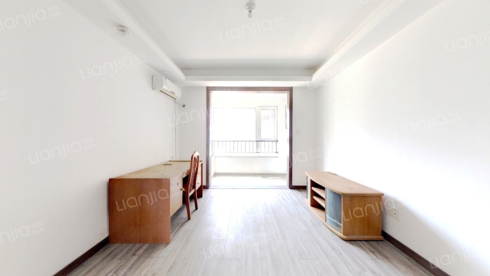 万科龙湖城市之光北区二手房实景图