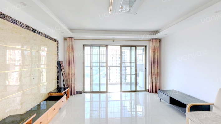 荣恒江景二手房实景图