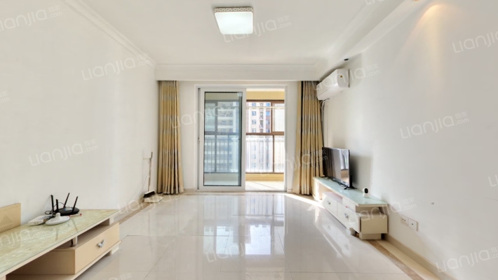 中海双湾锦园东区二手房实景图