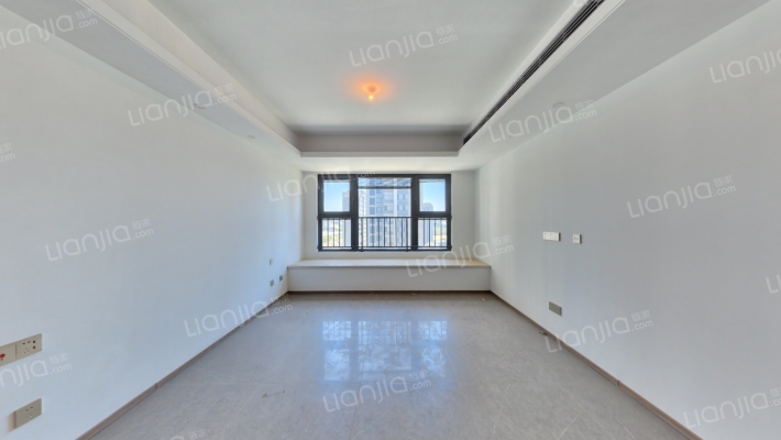 中南春风南岸二手房实景图