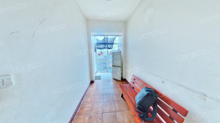 鸥鹏大道98号二手房实景图