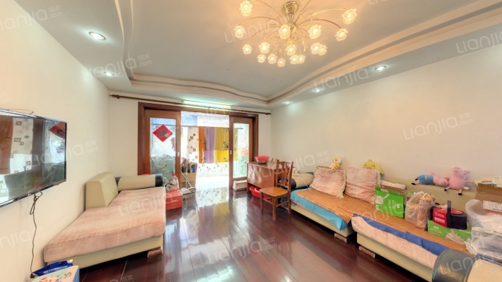 博泰新苑二手房实景图