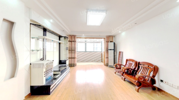 新城佳园二手房实景图