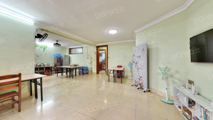 华天公寓二手房实景图