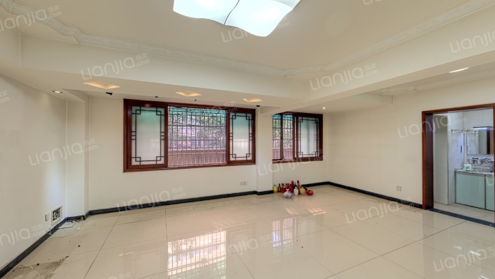 华天大酒店综合楼宿舍二手房实景图