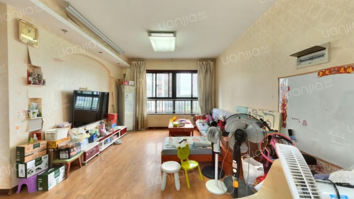 青扬十街二手房实景图