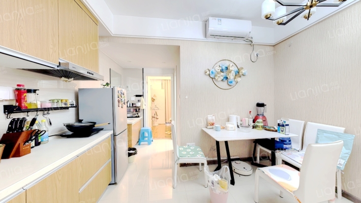 尚东区熙悦美地二手房实景图