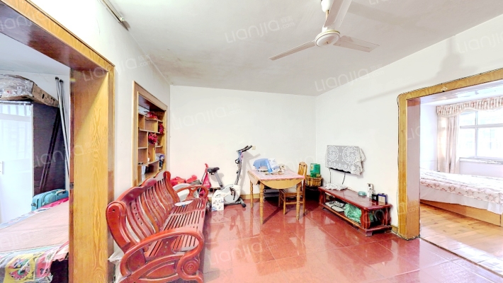 华中东路2号商住楼二手房实景图