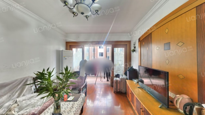 玉华花园二手房实景图