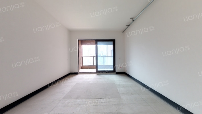 长嘉汇一期二手房实景图