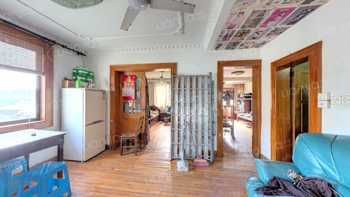 打线里二手房实景图