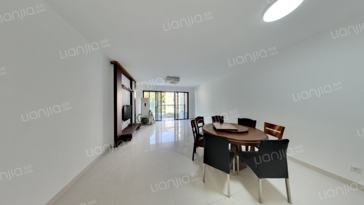 泊岸雅苑二手房实景图