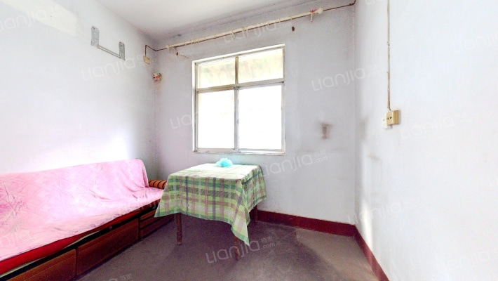 102家属区二手房实景图