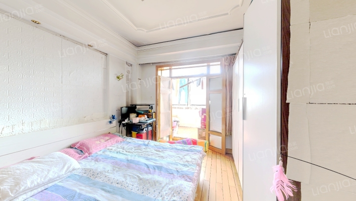 名都公寓二手房实景图