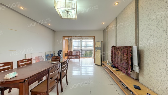 悦峰园二手房实景图