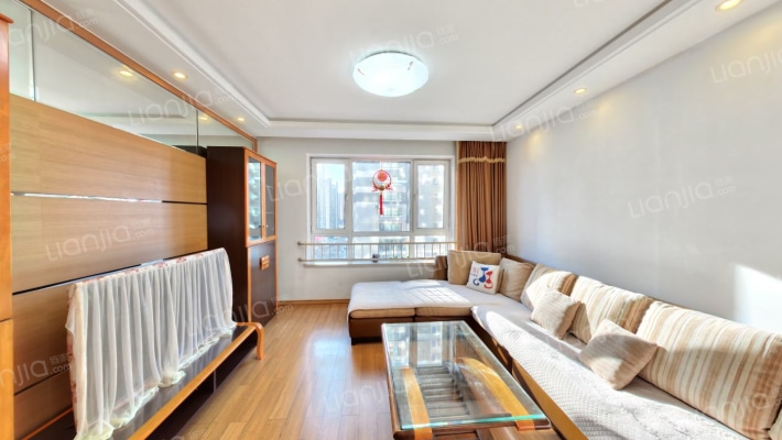 万科城四期二手房实景图