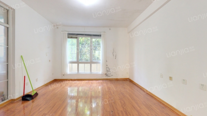 怡丰森林湖一期二手房实景图