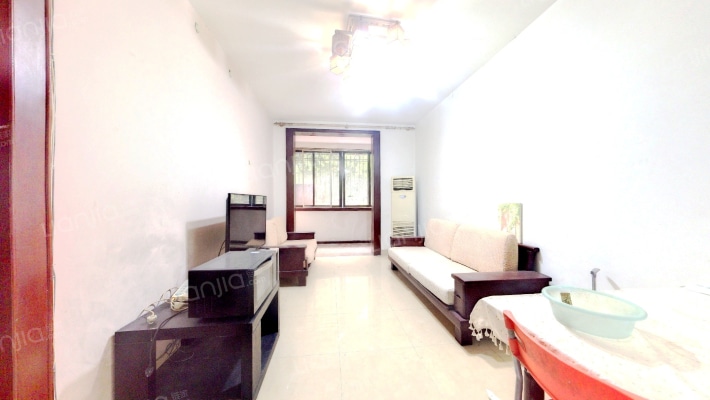 洛阳路37号二手房实景图